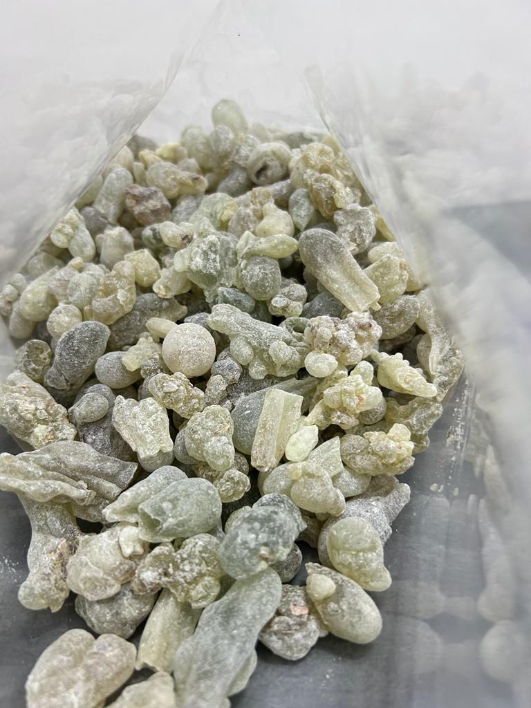 Green Royal Al-Hojari Frankincense (Boswellia Sacra) Wild Resin from Oman Green Royal Al-Hojari Frankincense (Boswellia Sacra) Wild Resin from Oman
